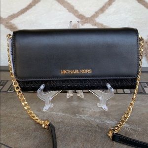MICHAEL KORS JET SET ITEM LG WALLET ON A CHAIN